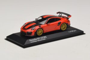 Porsche 911 991.2 GT2 RS Weissach Package Orange Minichamps 1:43 410067224 Métal Moulé — image 2 sur 5