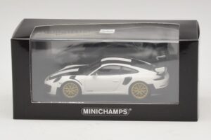 Porsche 911 991.2 GT2 RS Weissach Package Blanc Minichamps 1:43 410067222 Métal Moulé — image 5 sur 5