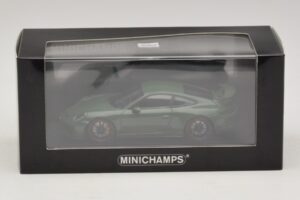 Porsche 911 991.2 GT3 Vert Minichamps 1:43 410066028 Métal Moulé — image 5 sur 5