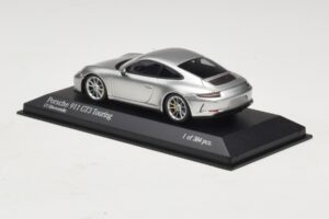 Porsche 911 991.2 GT3 Touring Argent Minichamps 1:43 410067422 Métal Moulé — image 3 sur 5