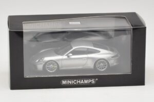 Porsche 911 991.2 GT3 Touring Argent Minichamps 1:43 410067422 Métal Moulé — image 5 sur 5