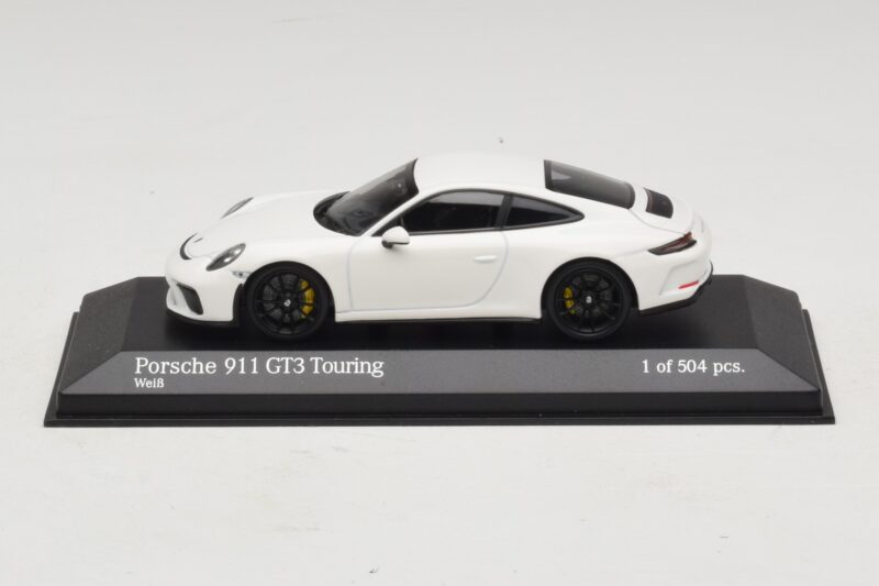Porsche 911 991.2 GT3 Touring Blanc Minichamps 1:43 Porsche 911 991.2 GT3 Touring Blanc Minichamps 1:43 410067420 Métal Moulé