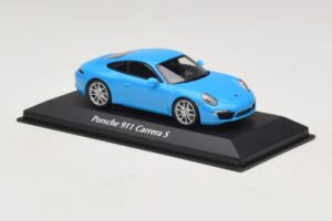 Porsche 911 991 Carrera S Bleu Maxichamps 1:43 940060220 Métal Moulé — image 3 sur 5