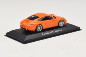 Porsche 911 991 Carrera S Orange Maxichamps 1:43 940060221 Métal Moulé — image 2 sur 5