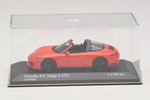 Porsche 911 991 Targa 4 GTS Orange Minichamps 1:43 410067341 Métal Moulé — image 4 sur 5
