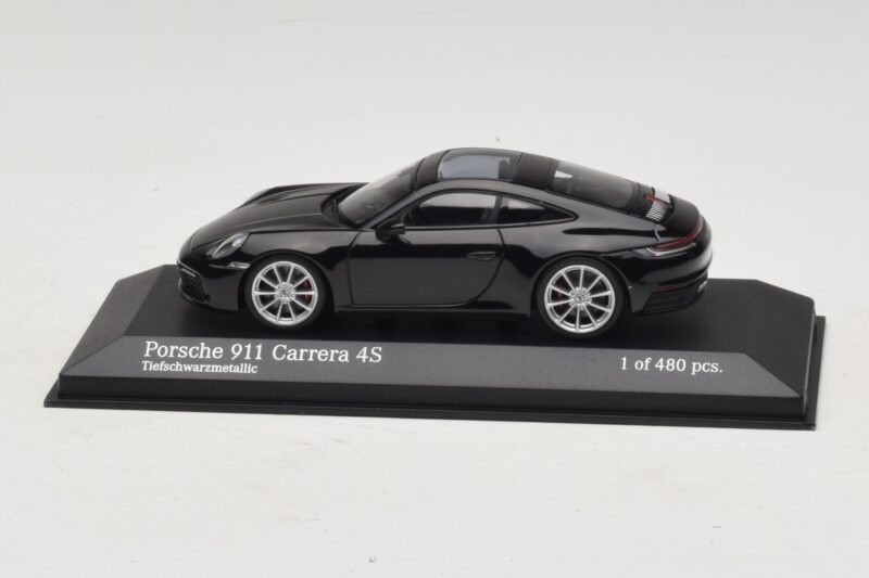 Porsche 911 992 Carrera 4S Noir Métallisé Minichamps 1:43 410069320 Métal Moulé