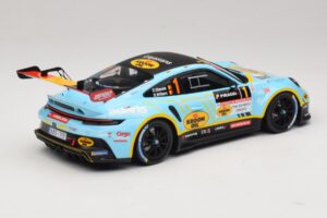 Porsche 911 992 Rally GT #1 C. Cherain / D. Withers Rallye de Wallonie 2025 IXO 1:18 18RMC254 Métal Moulé — image 2 sur 6