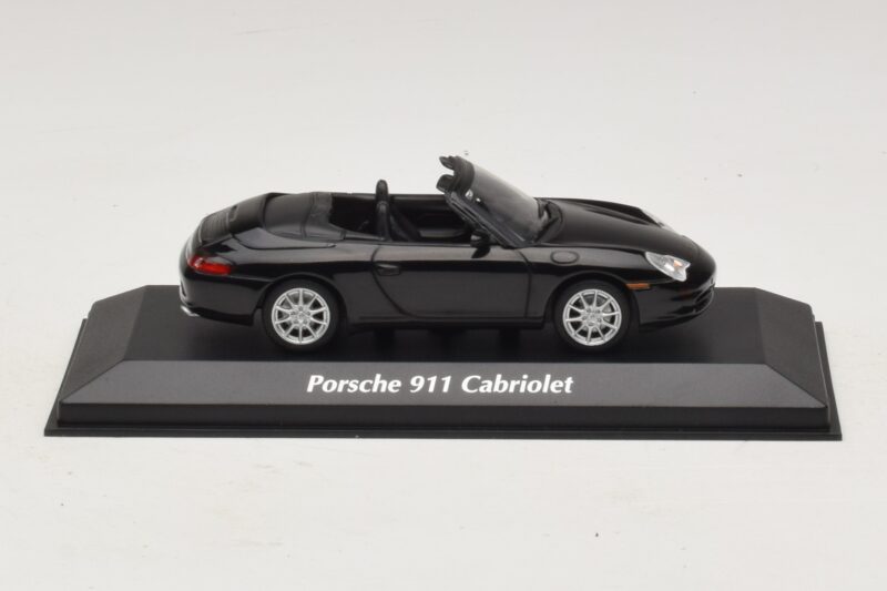 Porsche 911 996 Cabriolet Noir Métallisé Maxichamps 1:43 940061030 Métal Moulé