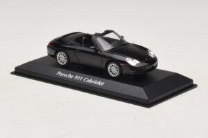 Porsche 911 996 Cabriolet Noir Métallisé Maxichamps 1:43 940061030 Métal Moulé — image 3 sur 5