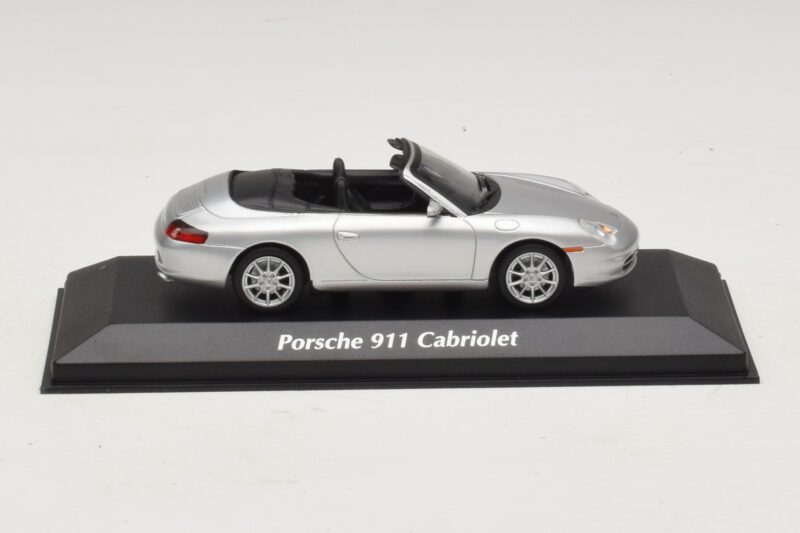 Porsche 911 996 Cabriolet Argent Maxichamps 1:43 940061031 Métal Moulé