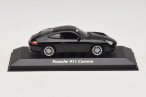 Porsche 911 996 Carrera Noir Maxichamps 1:43 940061020 Métal Moulé