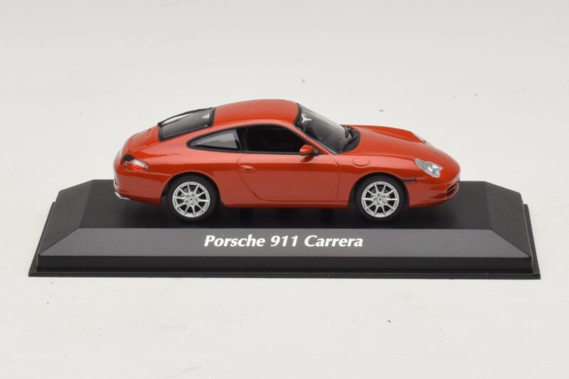 Porsche 911 996 Carrera Orange Metallic Maxichamps 1:43 940061021 Métal Moulé