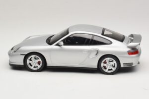 Porsche 911 996 GT2 Argent KK-Scale 1:18 KKDC181451 Métal Moulé — image 3 sur 6