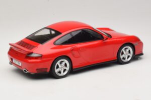 Porsche 911 996 Turbo Rouge KK-Scale 1:18 KKDC181474 Métal Moulé — image 2 sur 6