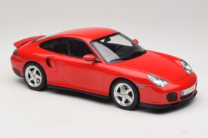 Porsche 911 996 Turbo Rouge KK-Scale 1:18 KKDC181474 Métal Moulé — image 4 sur 6