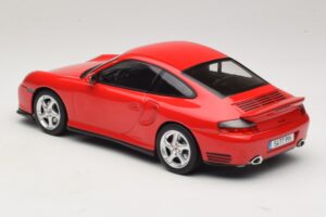 Porsche 911 996 Turbo Rouge KK-Scale 1:18 KKDC181474 Métal Moulé — image 5 sur 6