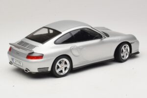 Porsche 911 996 Turbo Argent KK-Scale 1:18 KKDC181471 Métal Moulé — image 2 sur 6