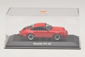 Porsche 911 SC Rouge Maxichamps 1:43 940062021 Métal Moulé — image 4 sur 5