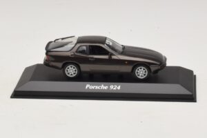 Porsche 924 Marron Métallisé Maxichamps 1:43 940062121 Métal Moulé