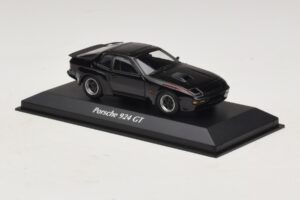 Porsche 924 GT Noir Maxichamps 1:43 940066124 Métal Moulé — image 3 sur 5