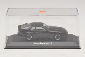 Porsche 924 GT Noir Maxichamps 1:43 940066124 Métal Moulé — image 4 sur 5