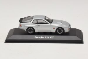Porsche 924 GT Argent Maxichamps 1:43 940066122 Métal Moulé