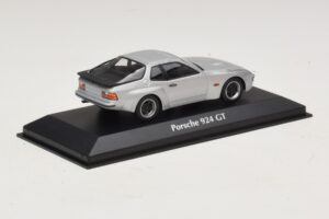 Porsche 924 GT Argent Maxichamps 1:43 940066122 Métal Moulé — image 2 sur 5