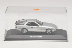 Porsche 924 Argent Maxichamps 1:43 940062120 Métal Moulé — image 4 sur 5