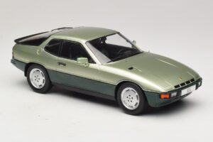 Porsche 924 Turbo Vert Clair & Vert Foncé MCG 1:18 MCG18660 Métal Moulé — image 4 sur 6