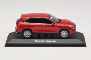 Porsche Cayenne 958 Rouge Maxichamps 1:43 940063200 Métal Moulé
