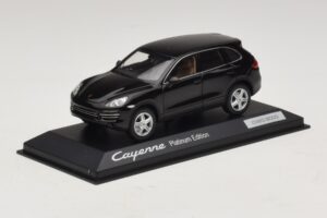 Porsche Cayenne 9PA Édition Platine Noir Minichamps 1:43 WAP0200160E Métal Moulé — image 2 sur 5