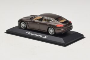 Porsche Panamera 970 S Marron Métallisé Minichamps 1:43 WAP0203400E Métal Moulé — image 3 sur 5