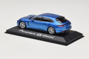 Porsche Panamera 971 4S Diesel Bleu Métallisé Minichamps 1:43 WAP0207600H Métal Moulé — image 3 sur 5