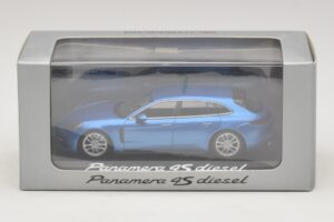 Porsche Panamera 971 4S Diesel Bleu Métallisé Minichamps 1:43 WAP0207600H Métal Moulé — image 5 sur 5