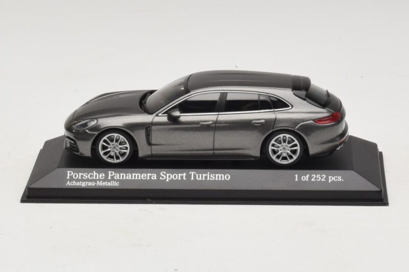 Porsche Panamera 971 Sport Turismo 4S Gris Minichamps 1:43 410066111 Métal Moulé
