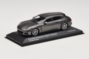 Porsche Panamera 971 Sport Turismo 4S Gris Minichamps 1:43 410066111 Métal Moulé — image 2 sur 5