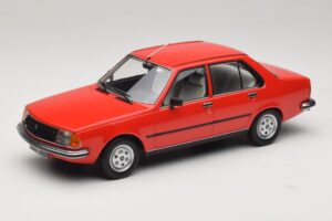 Renault 18 Rouge MCG 1:18 MCG18595 Métal Moulé
