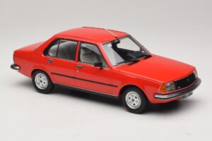 Renault 18 Rouge MCG 1:18 MCG18595 Métal Moulé — image 4 sur 6