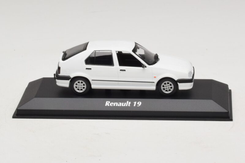 Renault 19 Blanc Maxichamps 1:43 940113700 Métal Moulé