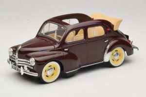 Renault 4CV Marron Solido 1:18 8048 Métal Moulé