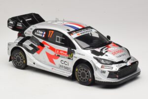 Toyota GR Yaris Rally1 #17 S. Ogier / V. Landais Rally Portugal Winner 2025 IXO 1:18 18RMC250A Métal Moulé — image 4 sur 6