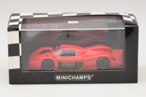 Toyota GT-One TS020 Street Rouge Minichamps 1:43 433991603 Métal Moulé — image 5 sur 5
