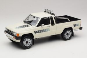 Toyota Hilux N50 Xtra Cab 4x4 Blanc KK-Scale 1:18 KKDC181564 Métal Moulé