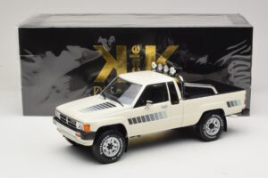 Toyota Hilux N50 Xtra Cab 4x4 Blanc KK-Scale 1:18 KKDC181564 Métal Moulé — image 6 sur 6