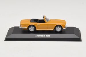 Triumph TR6 Orange Maxichamps 1:43 940132571 Métal Moulé
