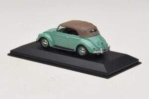 Volkswagen 1200 Cabriolet Capote Souple Vert Minichamps 1:43 430052042 Métal Moulé — image 3 sur 5
