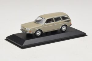 Volkswagen 411 LE Variant Savanna Beige Minichamps 1:43 400051114 Métal Moulé — image 2 sur 5