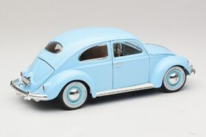 Volkswagen Coccinelle Bleu Bburago 1:18 3381 Métal Moulé — image 3 sur 8