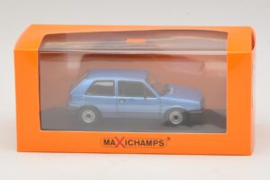 Volkswagen Golf GTI Mk2 Bleu Métallisé Maxichamps 1:43 940054120 Métal Moulé — image 5 sur 5