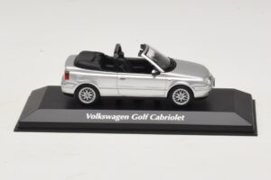 Volkswagen Golf Mk4 Cabriolet Argent Maxichamps 1:43 940058331 Métal Moulé
